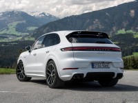 Porsche Cayenne E-Hybrid 2024 Sweatshirt #1552888