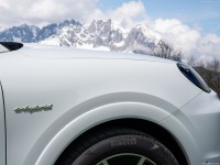 Porsche Cayenne E-Hybrid 2024 Poster 1552957