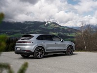 Porsche Cayenne S 2024 Mouse Pad 1553053