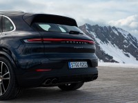 Porsche Cayenne S 2024 Longsleeve T-shirt #1553129