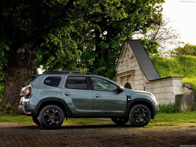 Dacia Duster Extreme 2023 canvas poster