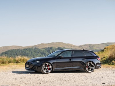 Audi RS4 Avant competition [UK] 2023 metal framed poster