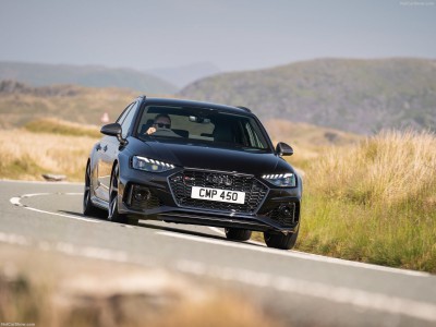 Audi RS4 Avant competition [UK] 2023 puzzle 1556094