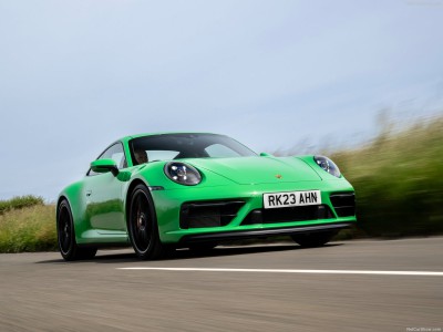 Porsche 911 Carrera GTS [UK] 2023 mouse pad