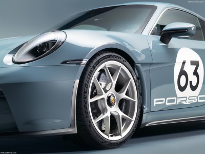 Porsche 911 S-T 2024 Mouse Pad 1560808