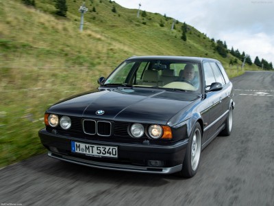 BMW M5 Touring 1992 tote bag #1561779