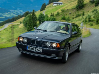 BMW M5 Touring 1992 tote bag #1561789