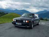 BMW M5 Touring 1992 Sweatshirt #1561792