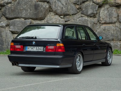 BMW M5 Touring 1992 Poster 1561804