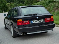 BMW M5 Touring 1992 hoodie #1561808