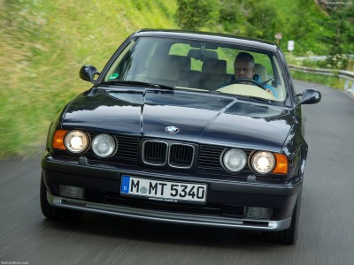 BMW M5 Touring 1992 tote bag #1561814