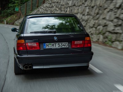 BMW M5 Touring 1992 tote bag #1561817
