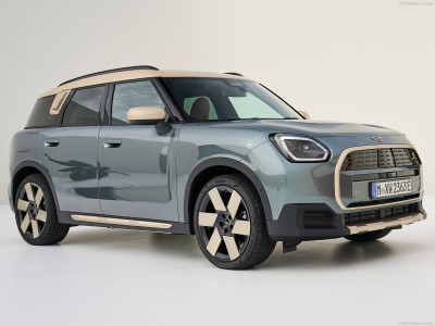 Mini Countryman SE ALL4 2024 phone case