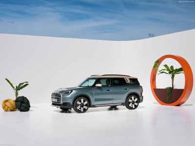 Mini Countryman SE ALL4 2024 calendar