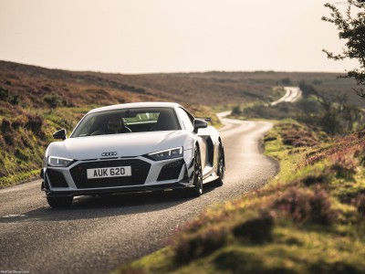 Audi R8 Coupe V10 GT RWD [UK] 2023 Poster with Hanger