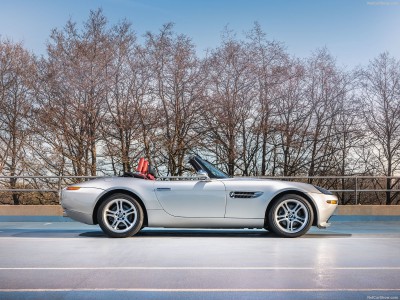 BMW Z8 2000 mug