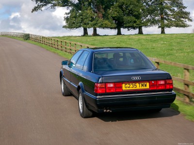 Audi V8 [UK] 1989 Mouse Pad 1566968