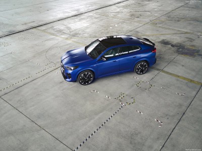 BMW X2 M35i xDrive 2024 calendar