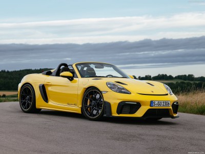 Porsche 718 Spyder RS Racing Yellow 2024 poster