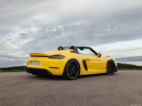 Porsche 718 Spyder RS Racing Yellow 2024 puzzle 1569141