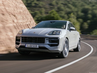 Porsche Cayenne S E-Hybrid Coupe 2024 poster