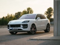 Porsche Cayenne Turbo E-Hybrid 2024 t-shirt #1569270