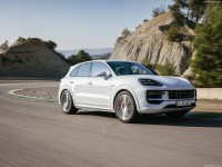 Porsche Cayenne Turbo E-Hybrid 2024 Poster 1569274