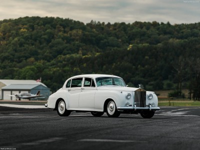 Rolls-Royce Silver Cloud II Paramount by Ringbrothers 1961 mouse pad