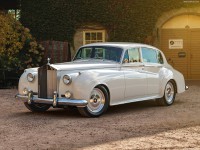 Rolls-Royce Silver Cloud II Paramount by Ringbrothers 1961 puzzle 1571381