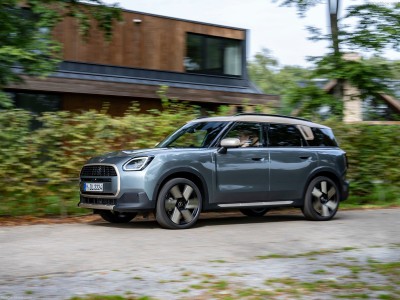 Mini Countryman C 2024 canvas poster