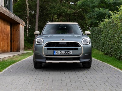 Mini Countryman C 2024 puzzle 1573595