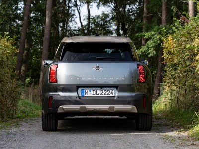 Mini Countryman C 2024 puzzle 1573600