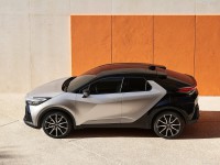 Toyota C-HR 2024 Poster 1573812