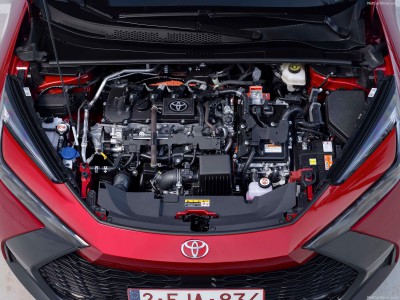 Toyota C-HR 2024 Poster 1573960