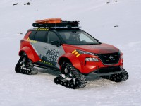 Nissan X-Trail Mountain Rescue Concept 2024 hoodie #1576076