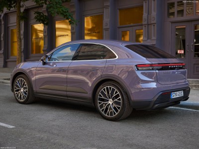 Porsche Macan 2025 tote bag