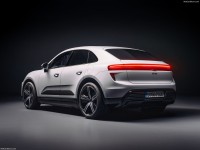 Porsche Macan 2025 Poster 1576174