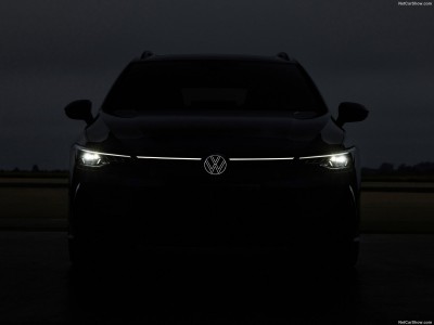 Volkswagen Golf Variant 2024 Poster 1576621