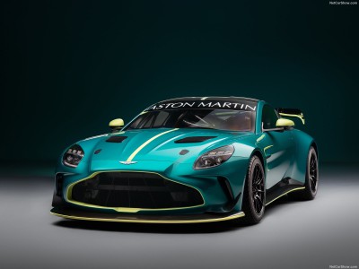 Aston Martin Vantage GT4 2024 tote bag