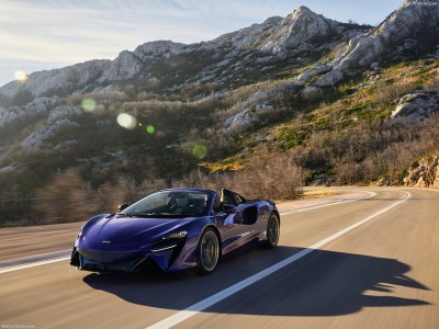 McLaren Artura Spider 2025 calendar