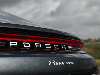 Porsche Panamera 2024 Mouse Pad 1578143