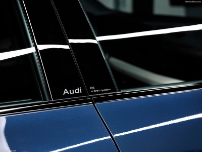 Audi Q6 e-tron quattro 2025 Mouse Pad 1578671