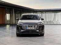 Audi SQ6 e-tron 2025 Poster 1578927