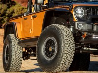 Jeep Gladiator Rubicon High Top Concept 2024 Poster 1579614