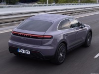 Porsche Macan 2025 Longsleeve T-shirt #1582461