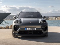 Porsche Macan 2025 Longsleeve T-shirt #1582469