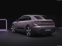 Porsche Macan 2025 Mouse Pad 1582478