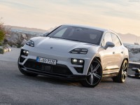 Porsche Macan Turbo 2025 Poster 1582542