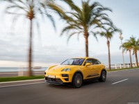 Porsche Macan Turbo 2025 Mouse Pad 1582550