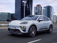 Porsche Macan Turbo 2025 Poster 1582552